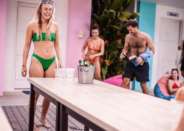 Mad Monkey Kuta Lombok